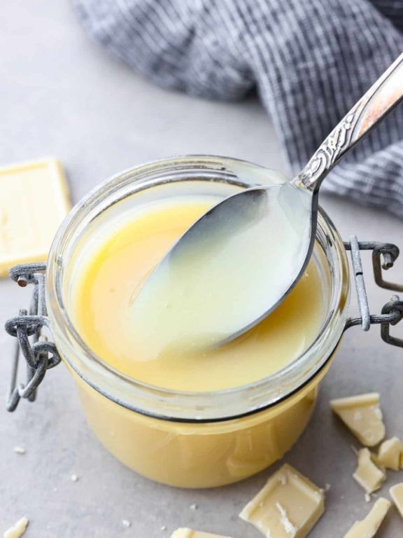 White Chocolate Fudge Sauce