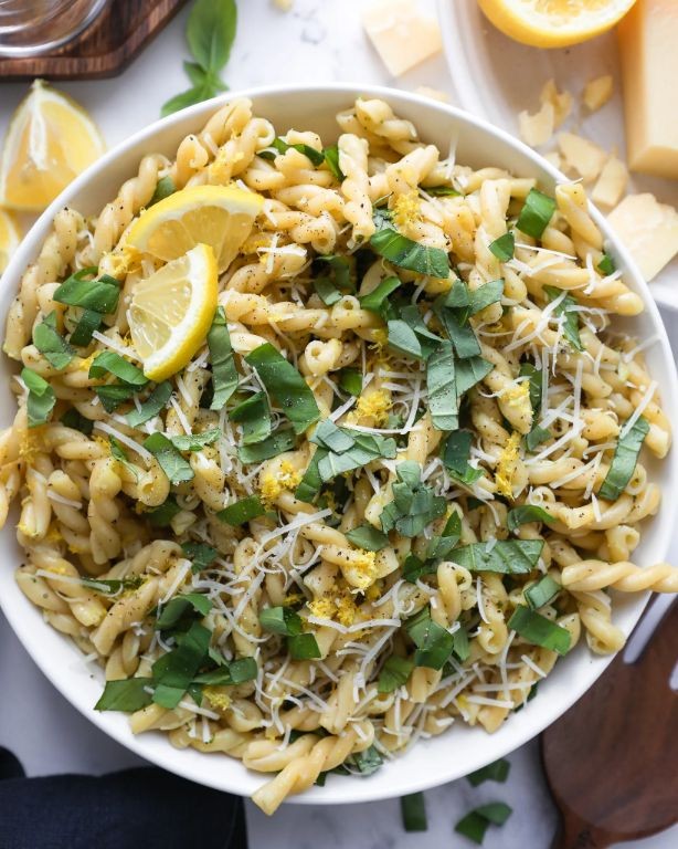 Zesty Lemon Basil Pasta Salad