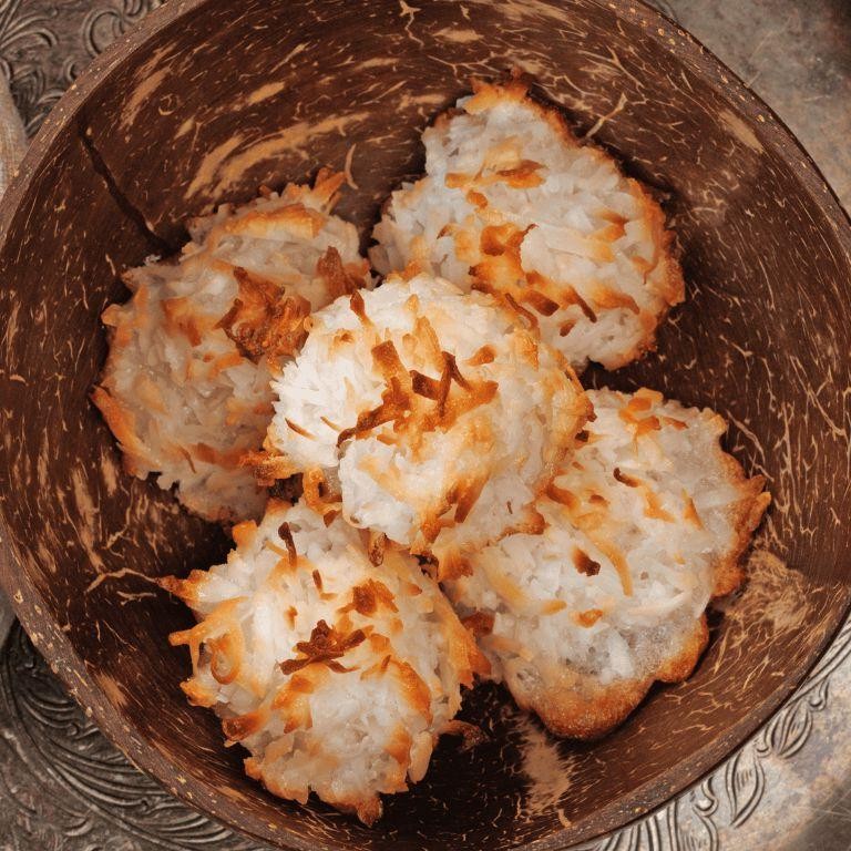 15-Minute Coconut Macaroons