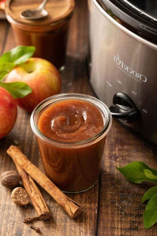 3-Ingredient Crock Pot Apple Butter