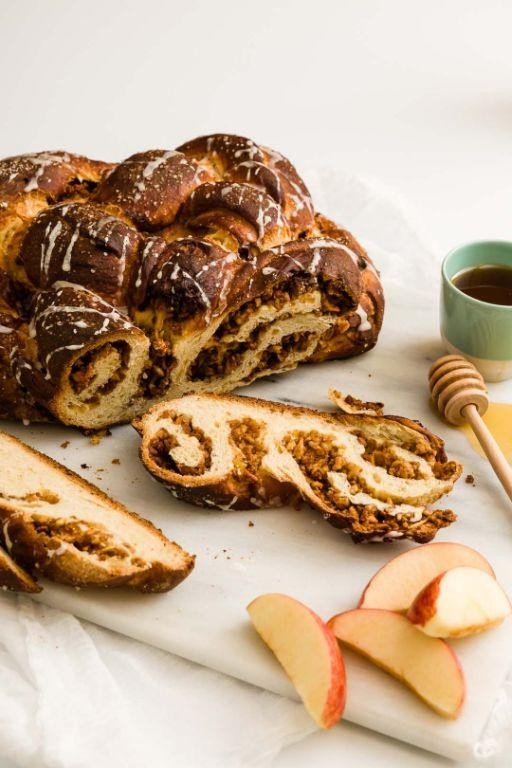Apple Cinnamon Challah