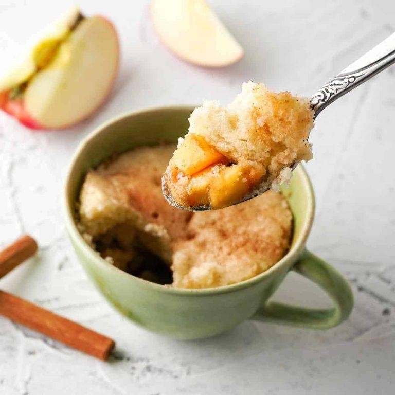 Apple Cinnamon Mug Cake