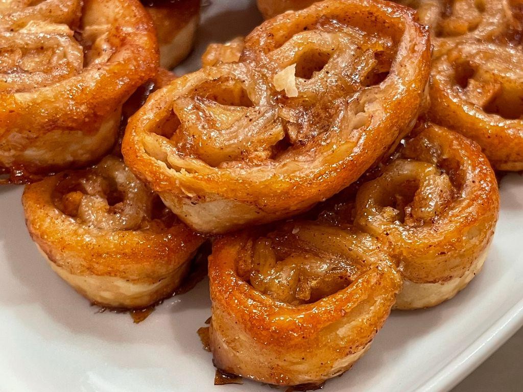 Apple Cinnamon Palmiers with Puff Pastry