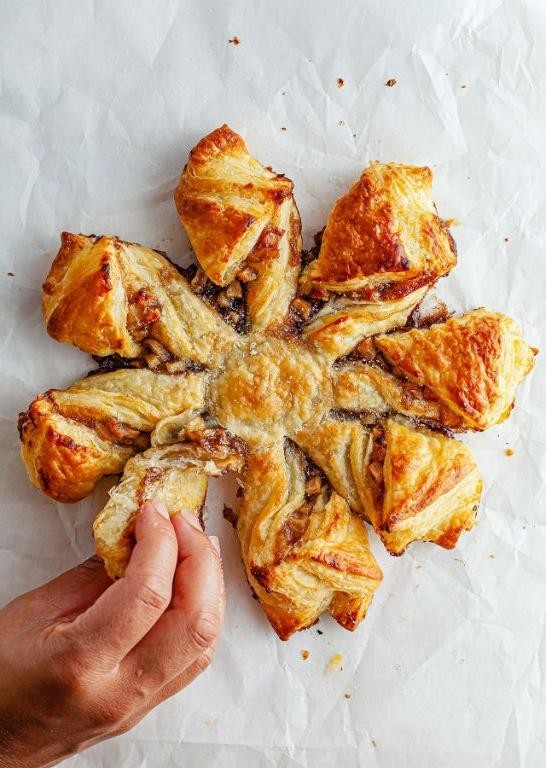 Apple Cinnamon Roll Pastry Twists