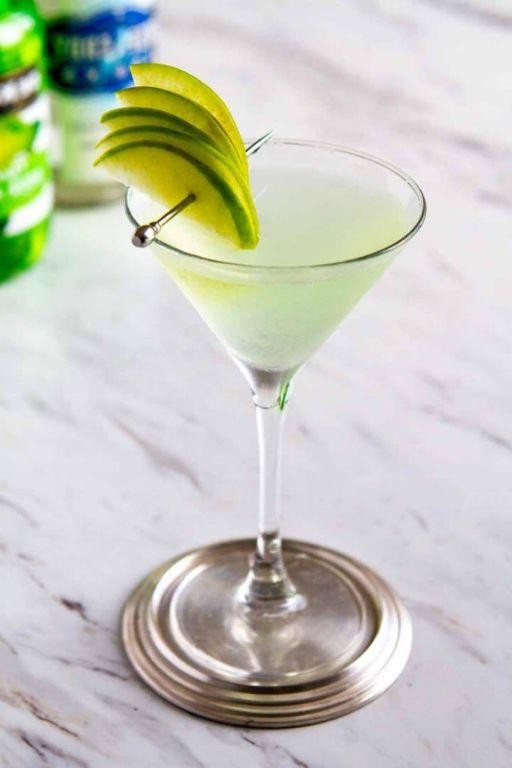 Apple Martini with Vodka and Sour Apple Schnapps