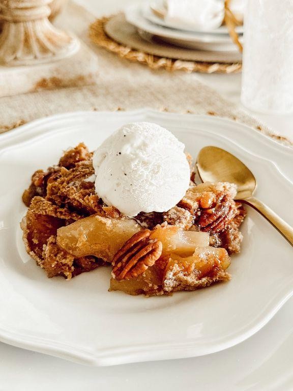 Apple Pecan Dump Cake