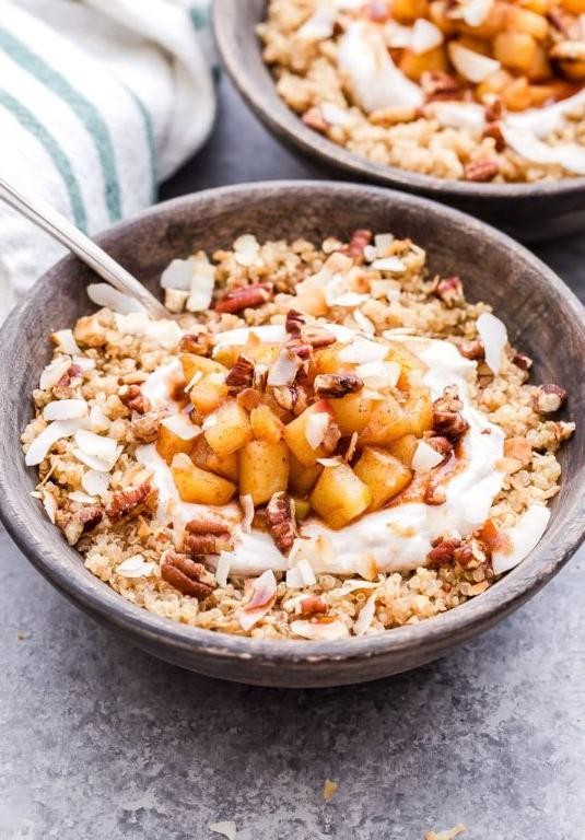 Apple Quinoa Breakfast Bowl