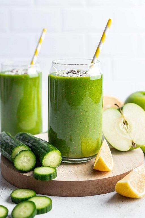 Apple Spinach Breakfast Smoothie