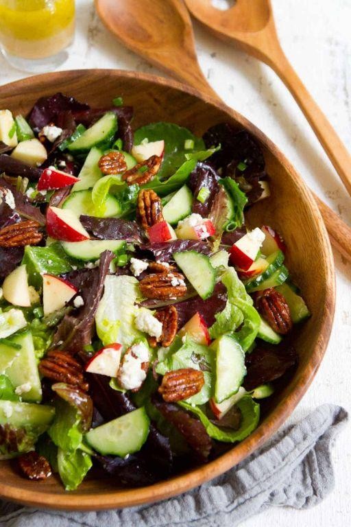Apple and Candied Pecan Spring Mix Salad