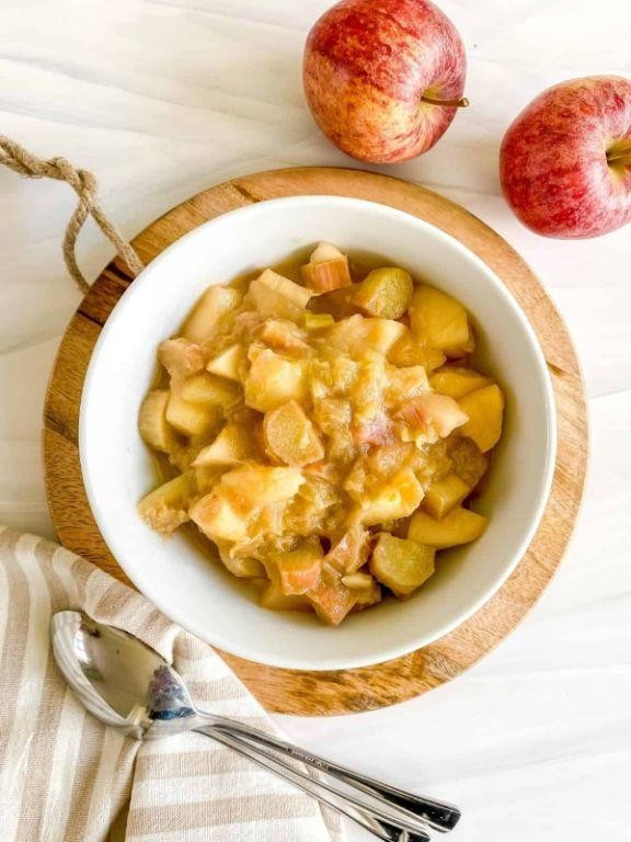 18 Delicious Homemade Applesauce Recipes for Every Season