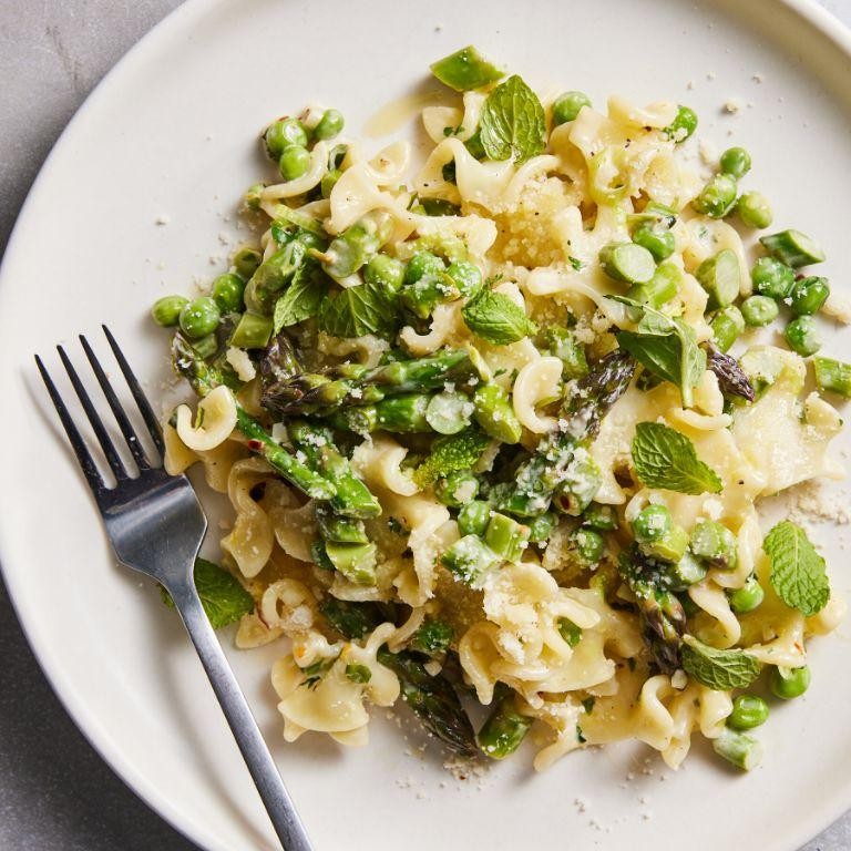Asparagus and Pea Pasta with Mint