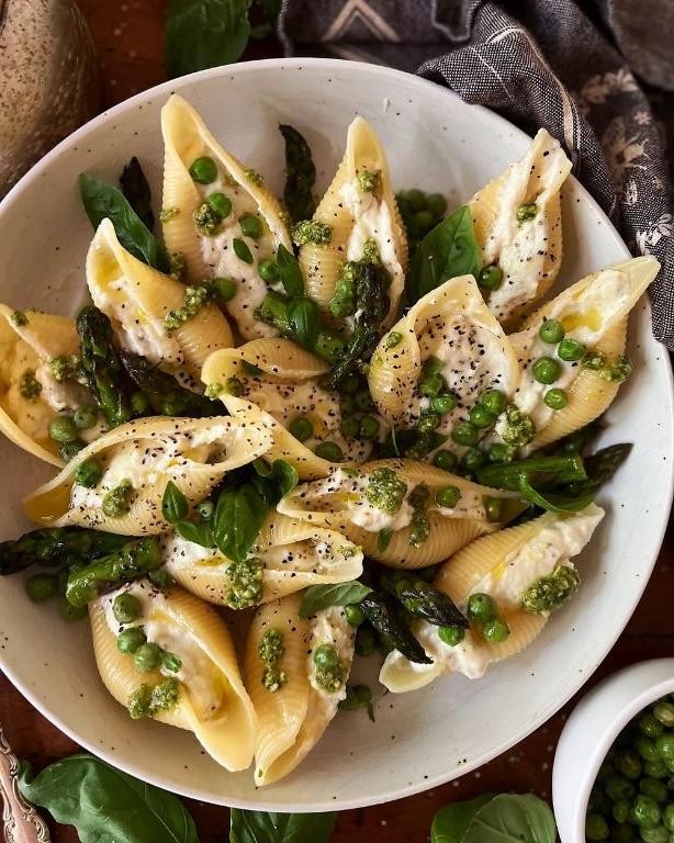 Asparagus and Ricotta Stuffed Shells