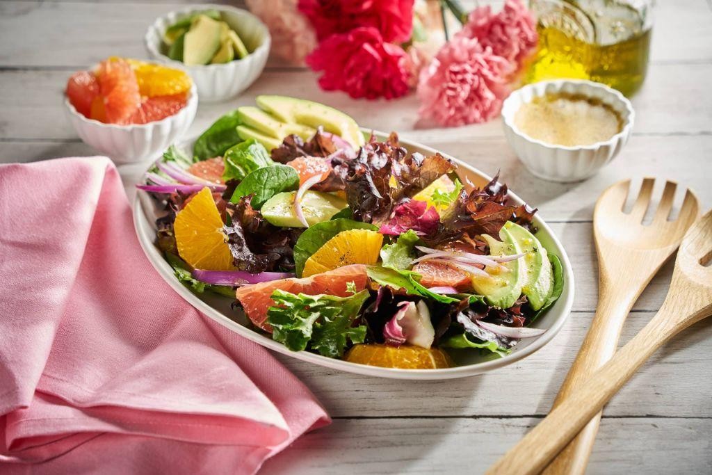 Avocado and Citrus Spring Mix Salad