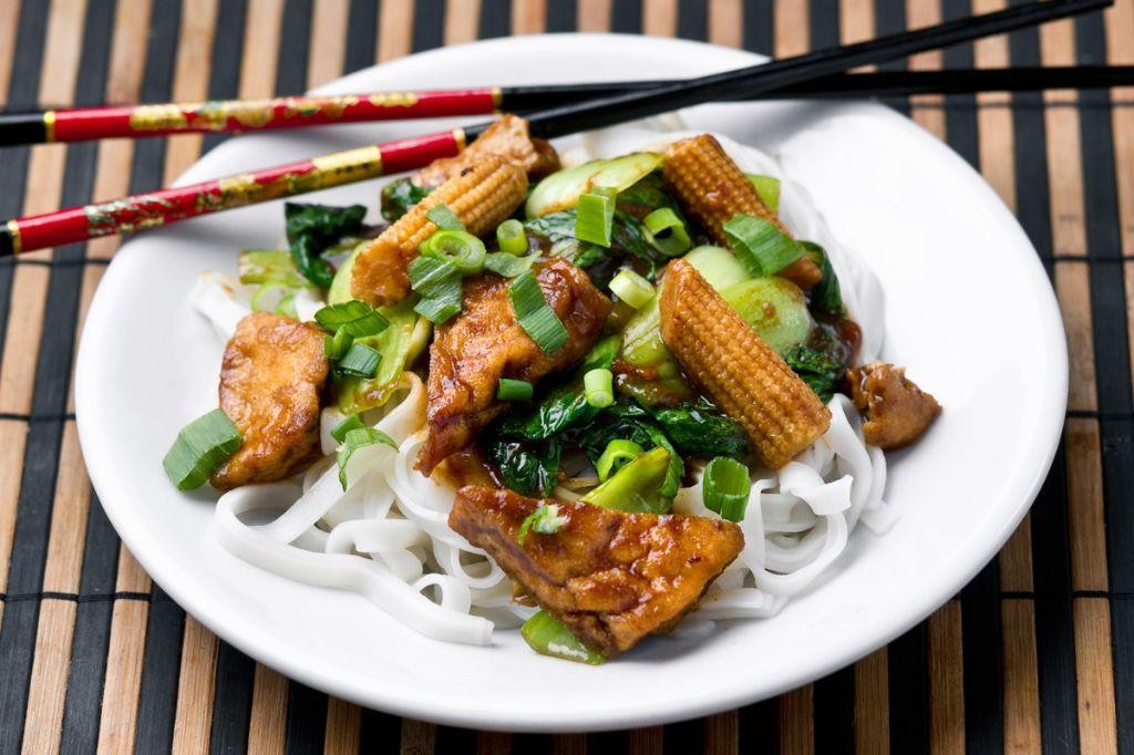 Baby corn and tofu stir-fry