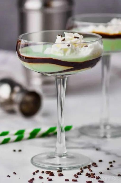 Baileys Mint Chocolate Swirl Shake