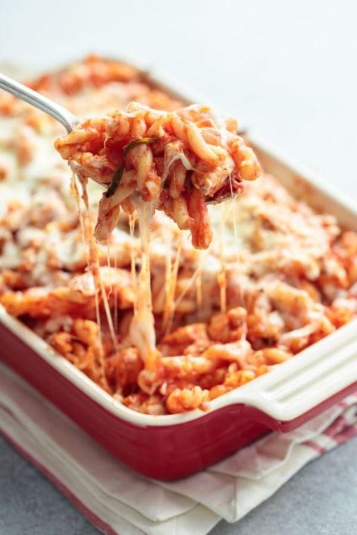 Baked Chicken Parmesan Pasta with Mozzarella