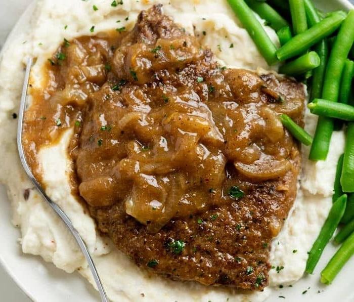 Baked Cube Steak and Green Beans