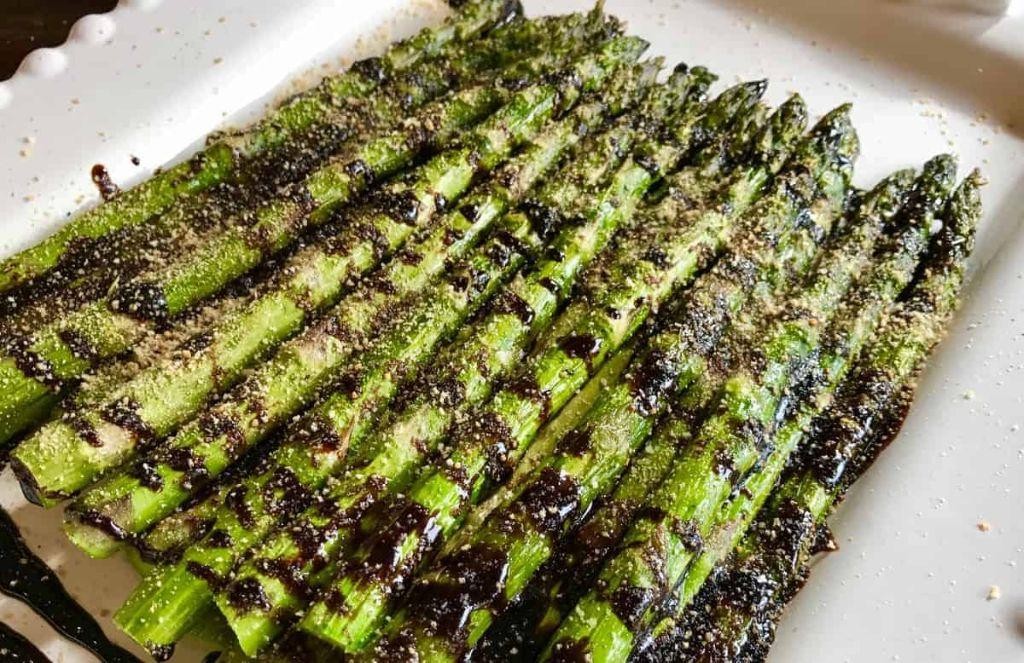 Balsamic Glazed Asparagus Spears
