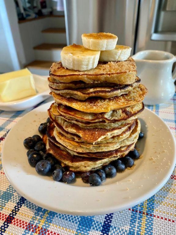 Banana Bread Pancakes with Brown Sugar Glaze