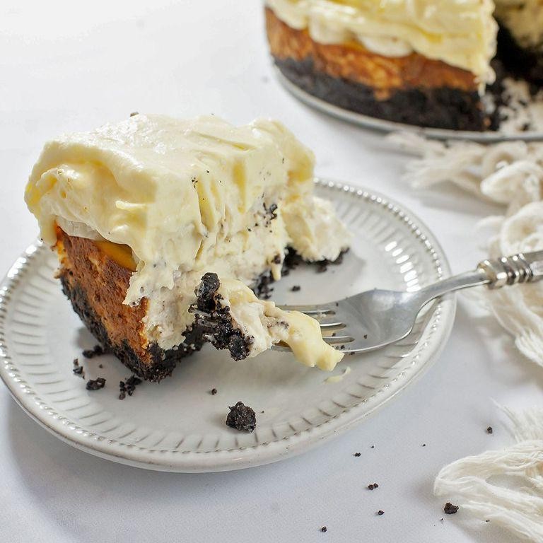Banana Cheesecake with Oreo Crust