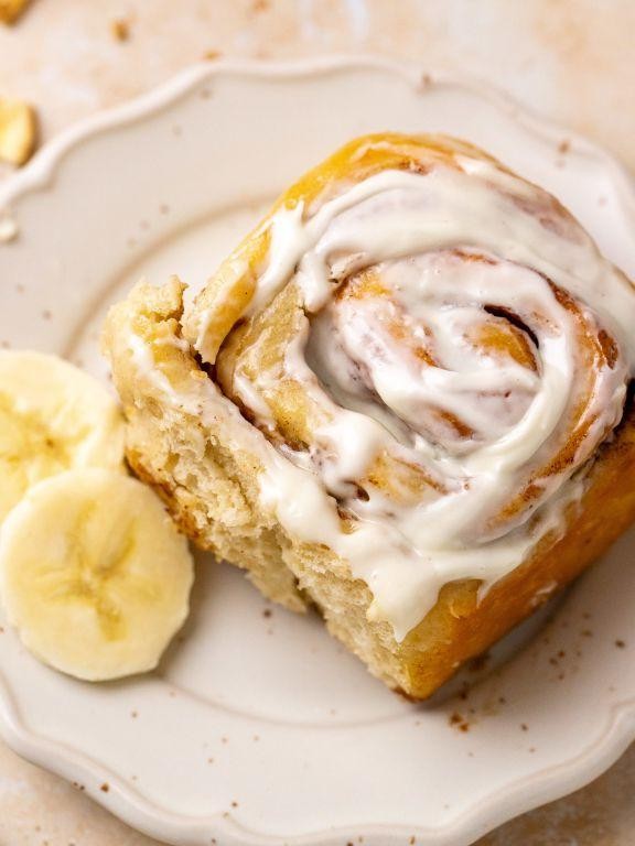Banana Cinnamon Roll Ups