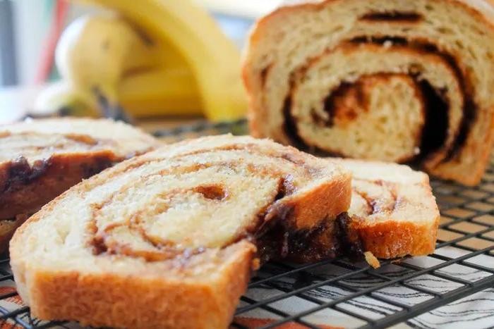 Banana Walnut Yeast Bread