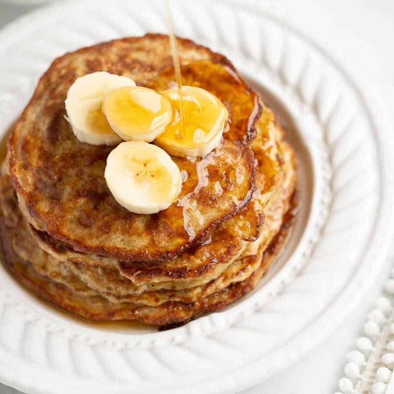 Banana and oat pancakes