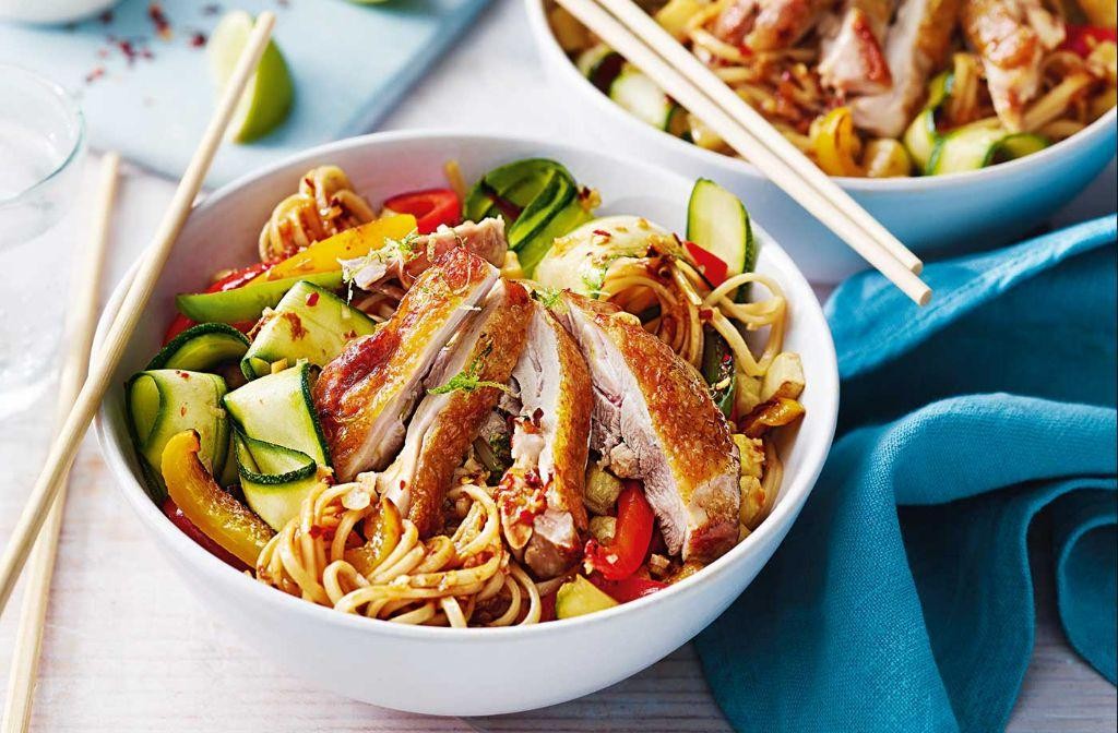 Bang Bang Chicken Stir-Fry with Vegetables