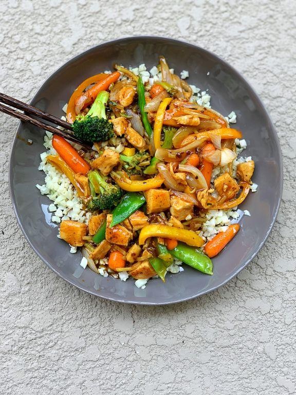 Bariatric Chicken and Cauliflower Rice Stir-Fry