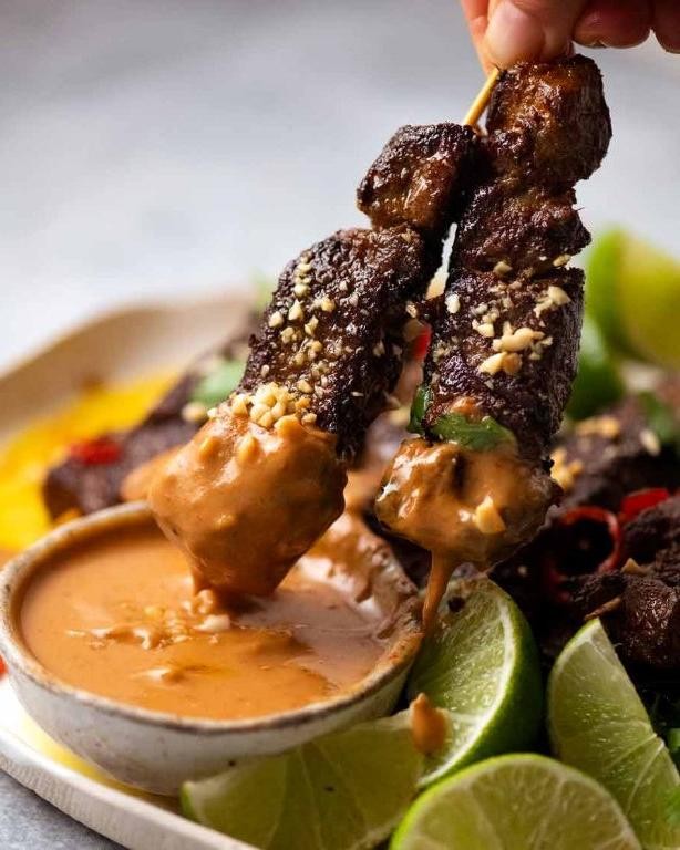 Beef Fine Cubes Skewers with Peanut Satay Sauce