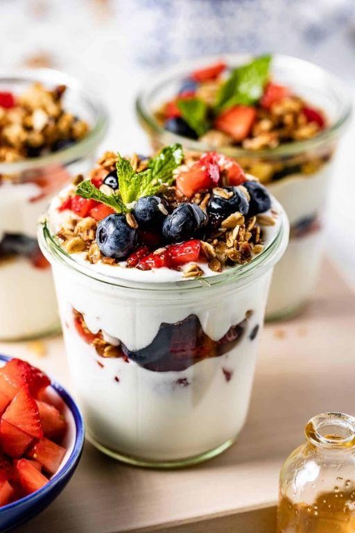 Berry and Greek Yogurt Parfait