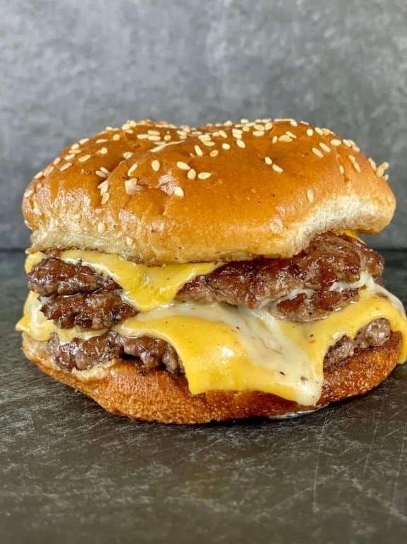 Blackstone Garlic Butter Smashed Burger