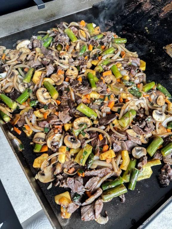 Blackstone Ground Beef Stir-Fry with Vegetables