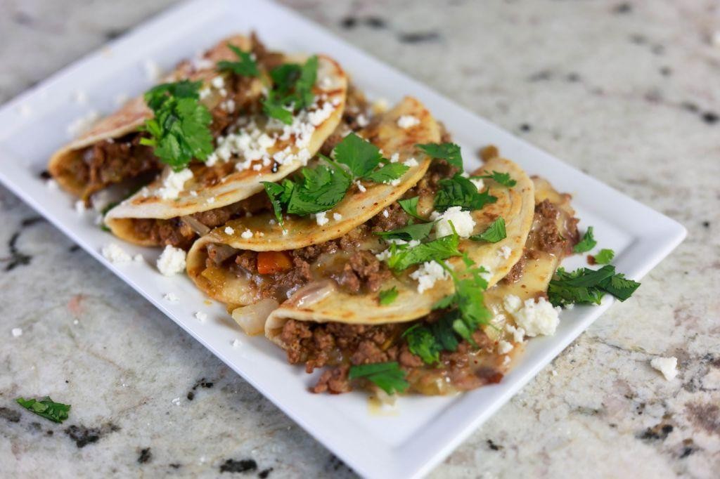Blackstone Ground Beef Tacos with Fresh Pico de Gallo