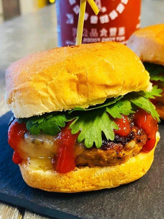 Blackstone Spicy Sriracha Mayo Burger