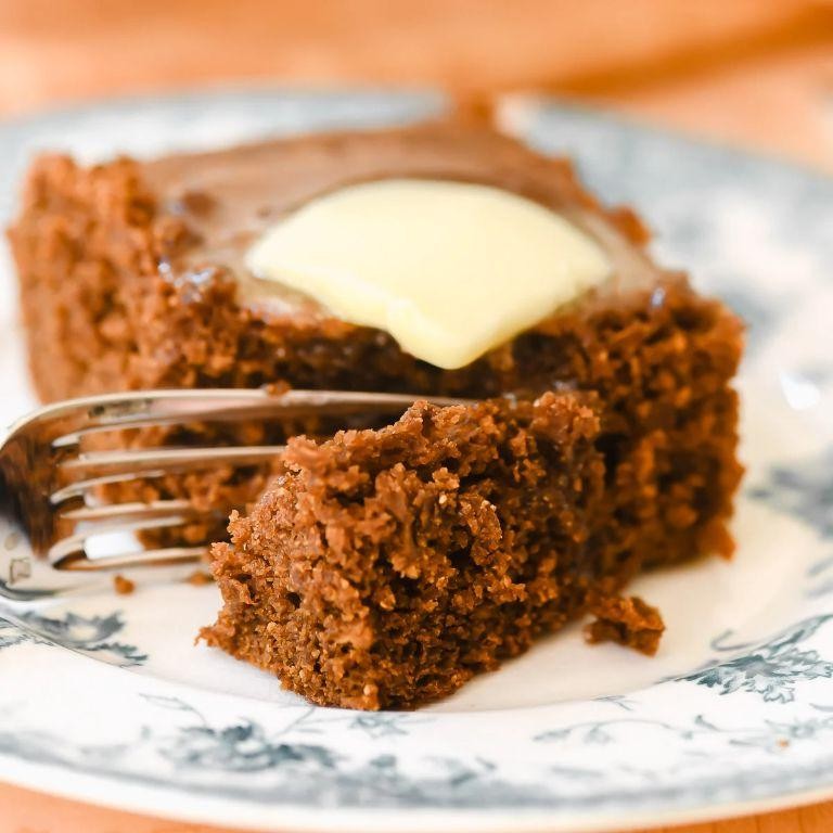 Blackstrap Molasses Cornbread