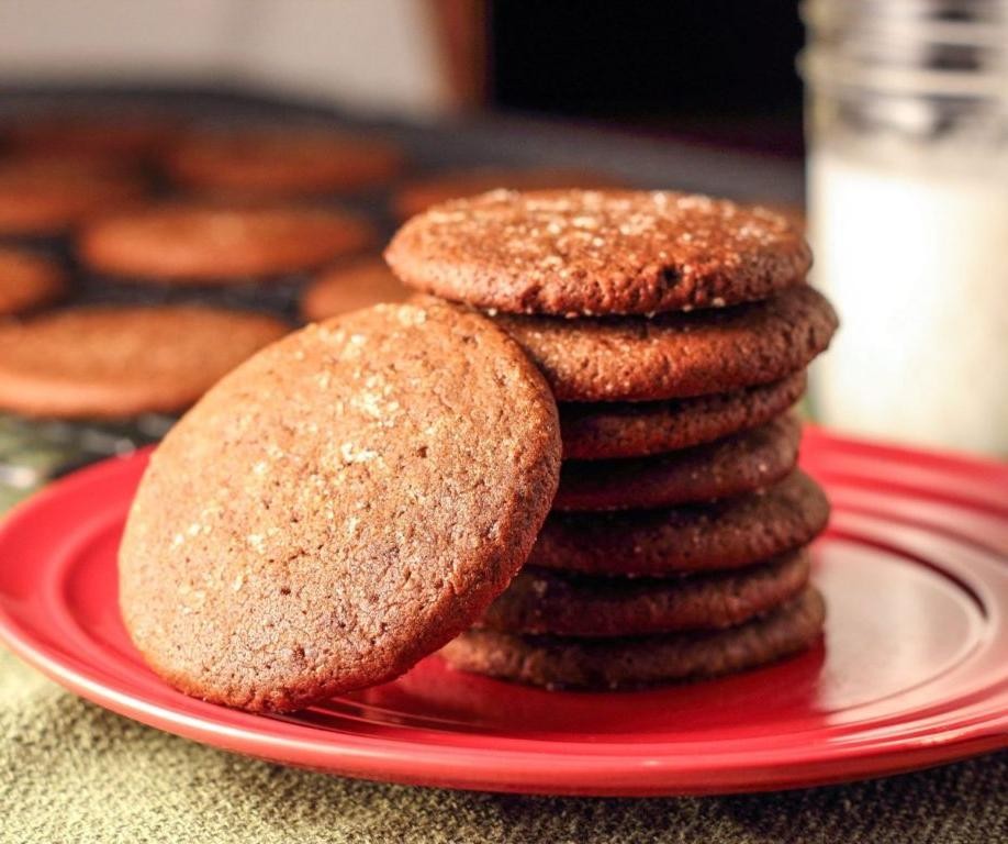 Blackstrap Molasses Gingerbread Cookies