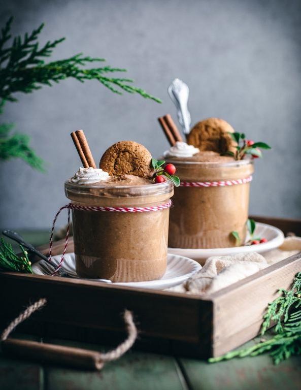 Blackstrap Molasses Smoothie Bowl