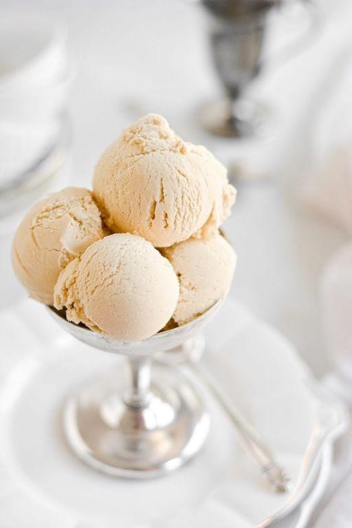 Bourbon Vanilla Ice Cream