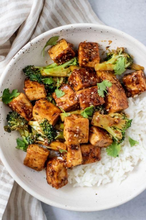 Broccoli Microgreen Stir-Fry with Tofu