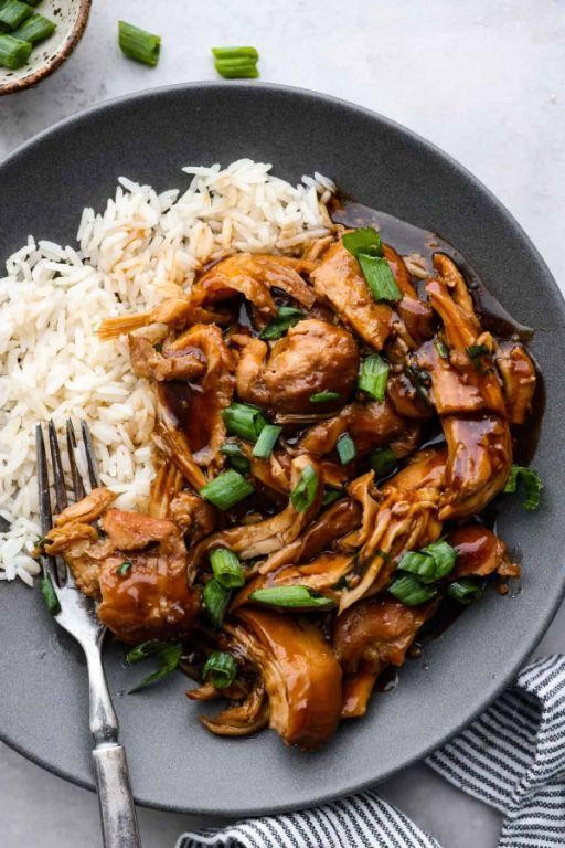 Brown Sugar Bourbon Crockpot Chicken