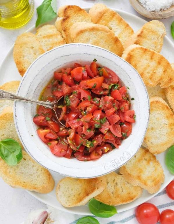 Bruschetta-Style Tomato Dip