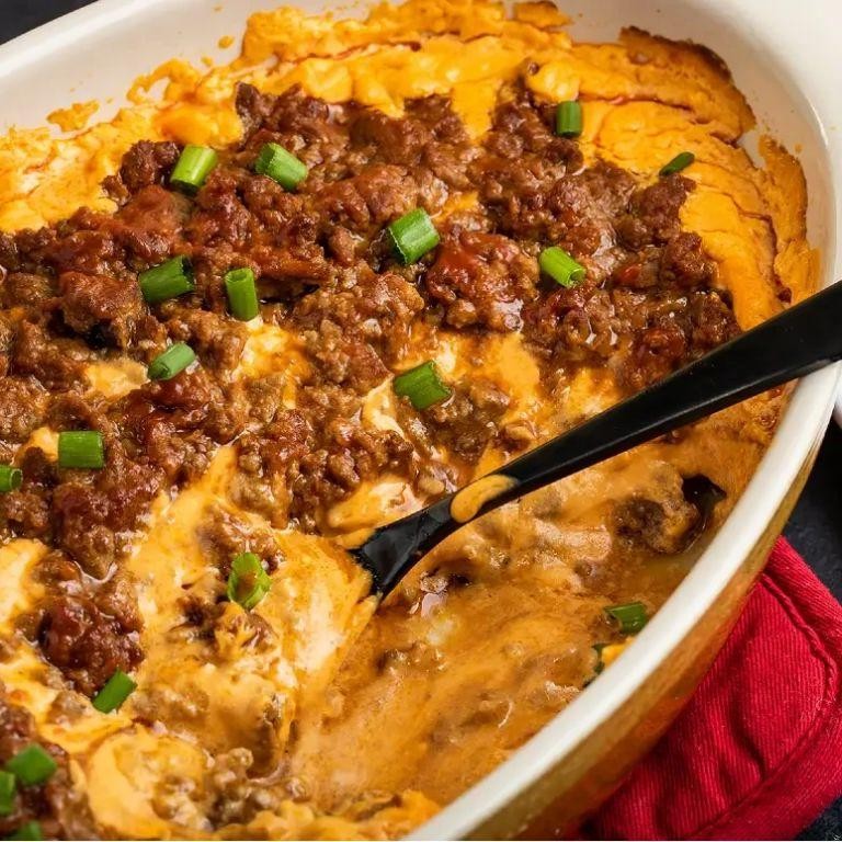 Buffalo Hamburger Dip