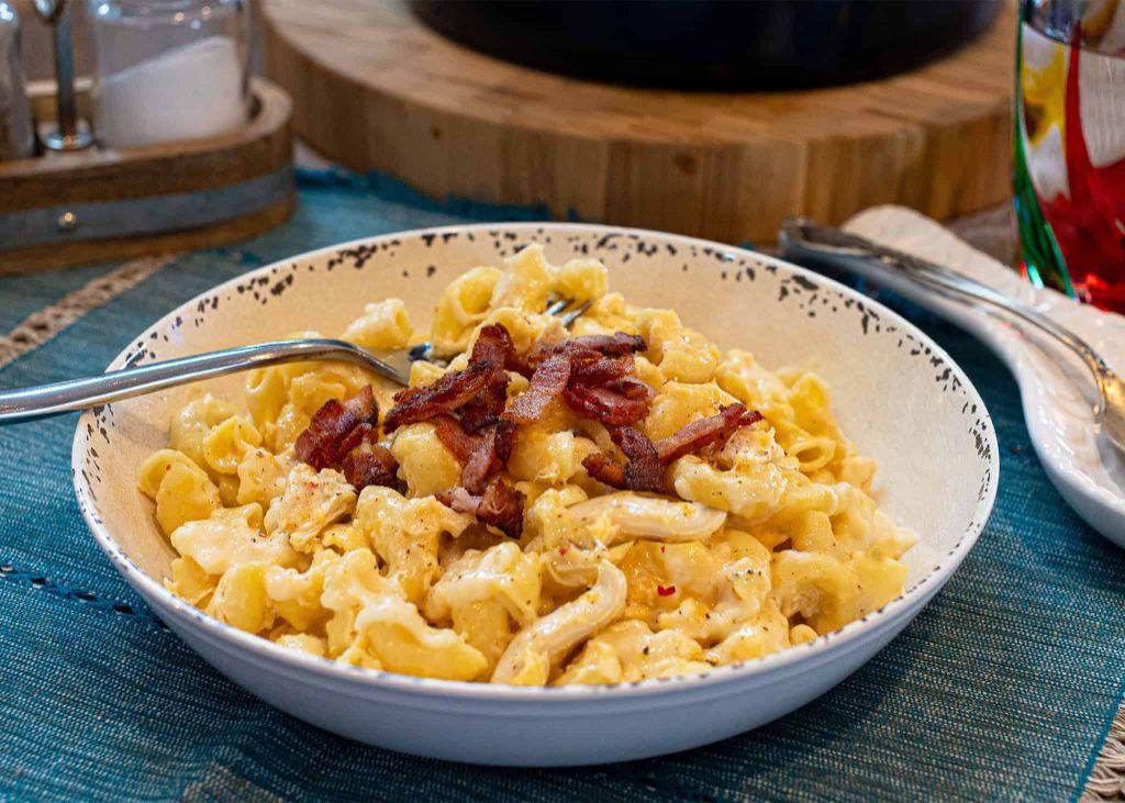 Can Cooker Mac and Cheese