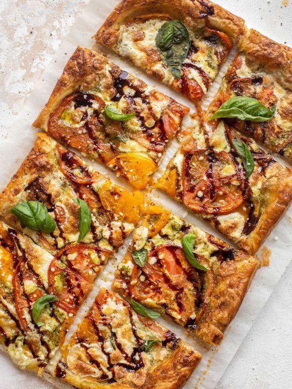 Caprese Puff Pastry Pizza
