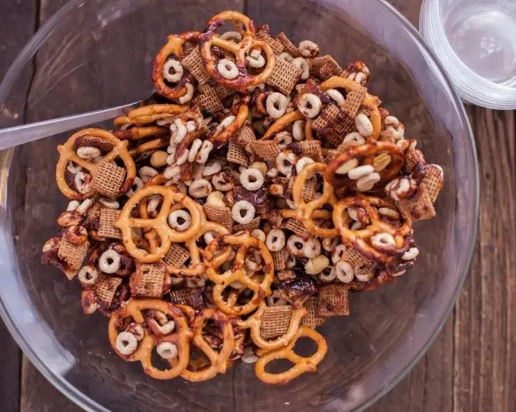 Caramel Pretzel Cereal Delight
