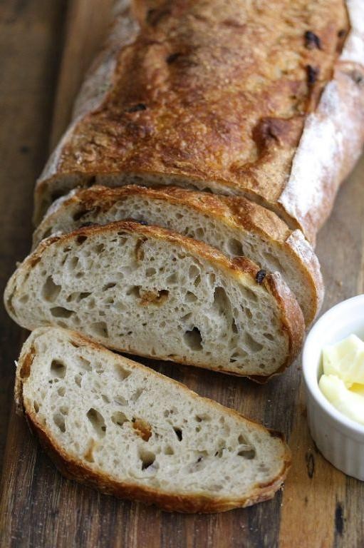 Caramelized Onion Rye Bread
