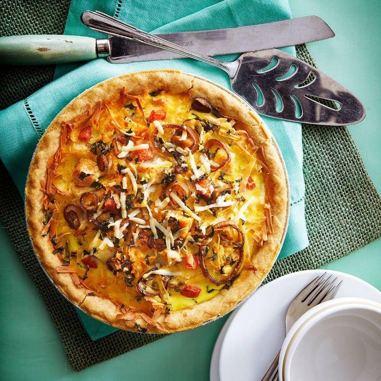 Caramelized Onion and Chicken Quiche