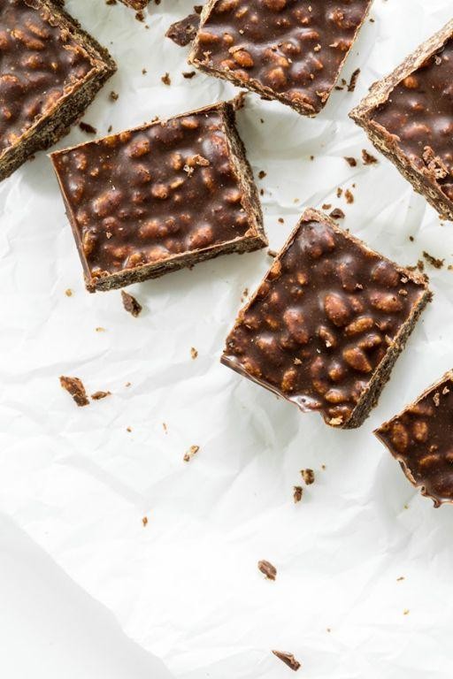 18 Delicious Carob Powder Recipes for Healthy Desserts