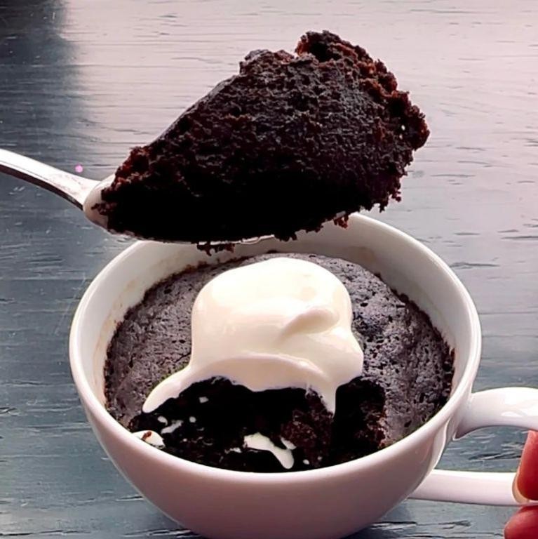 Carob Powder Mug Cake